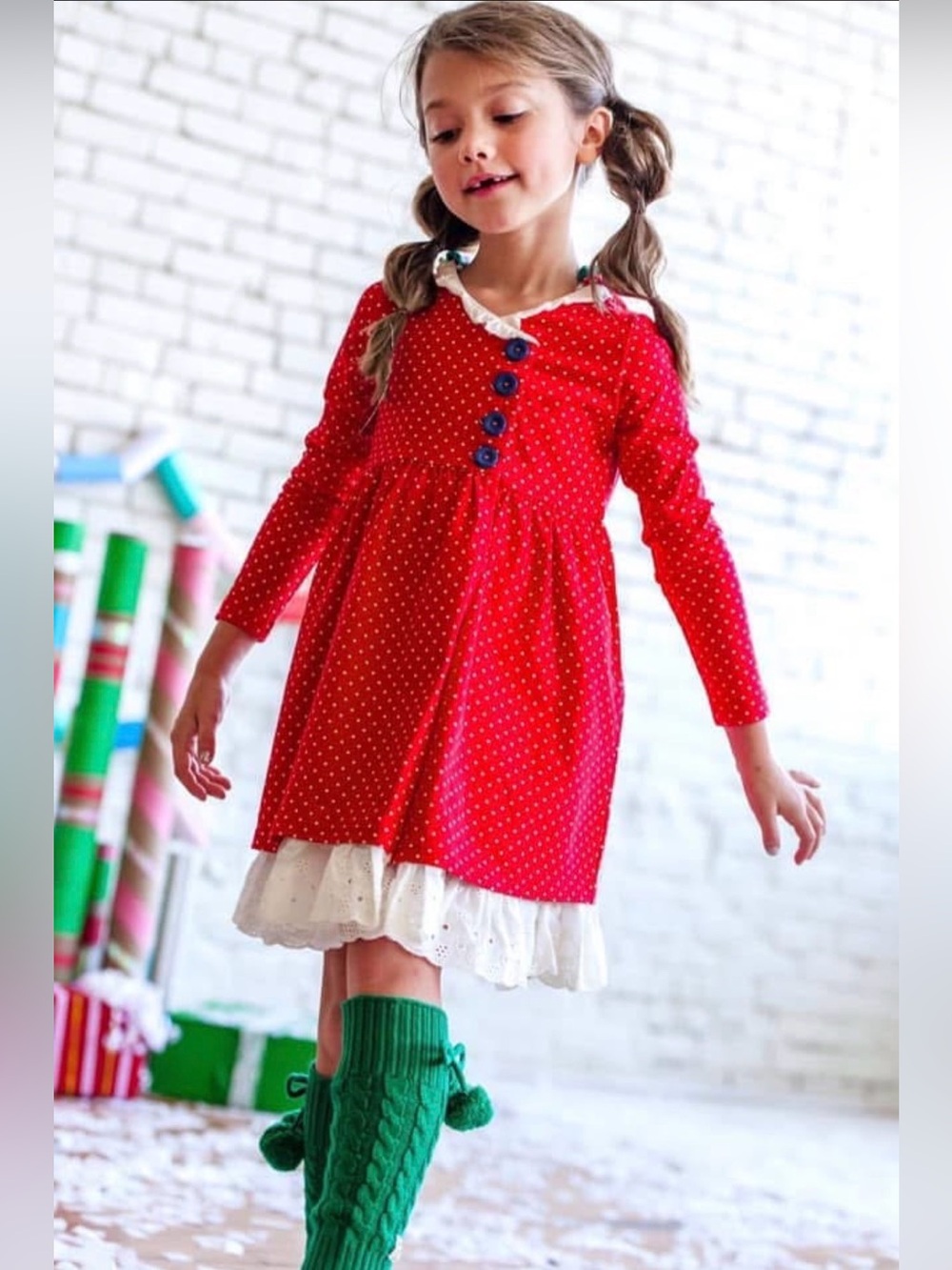 Wildflowers Mrs. Claus Nina Dress size 2